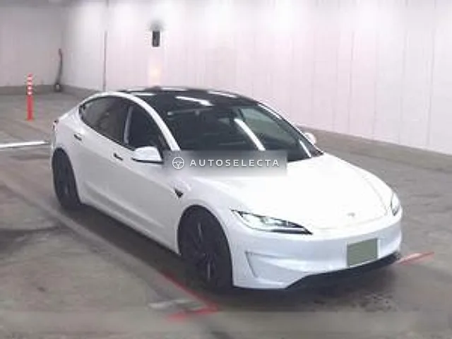 Tesla Model 3 2024, auction grade 5