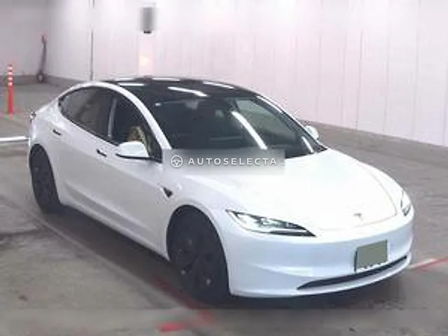 Tesla Model 3 2024, auction grade 5