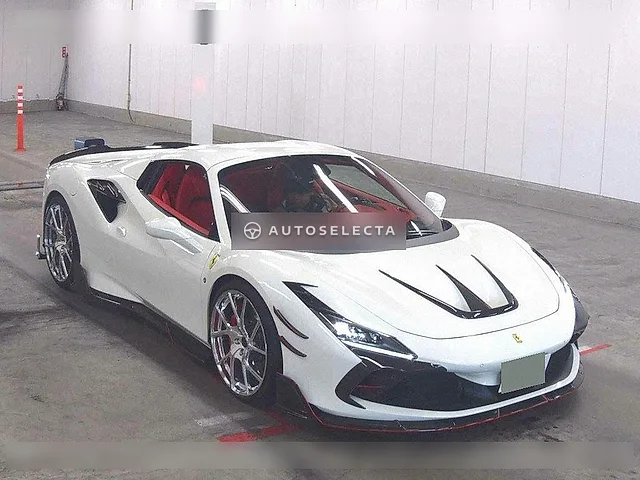 Ferrari F8 Spider 2021, auction grade 5