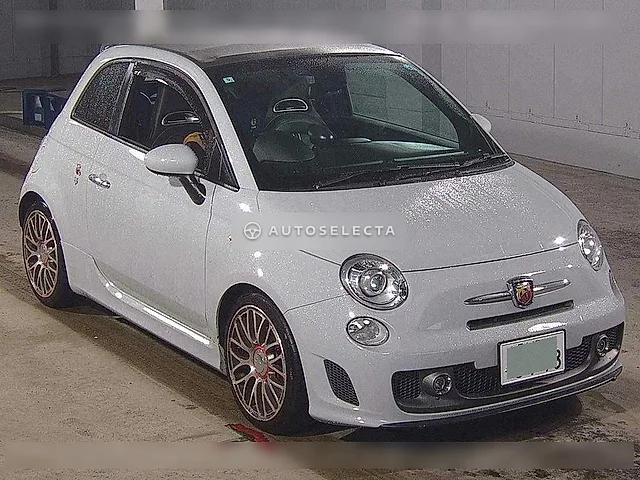 Abarth 595C 2016, auction grade 4.5