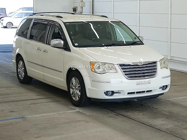 Chrysler Grand Voyager 2008, auction grade 3.5