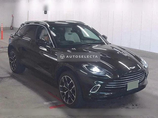Aston Martin DBX 2023, auction grade 5