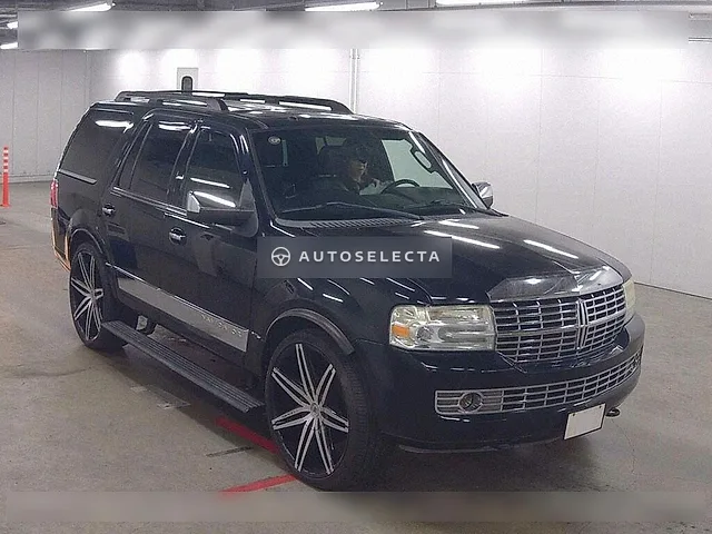 Lincoln Navigator 2013, auction grade 3