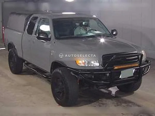 Toyota Tundra 2005, auction grade 3.5