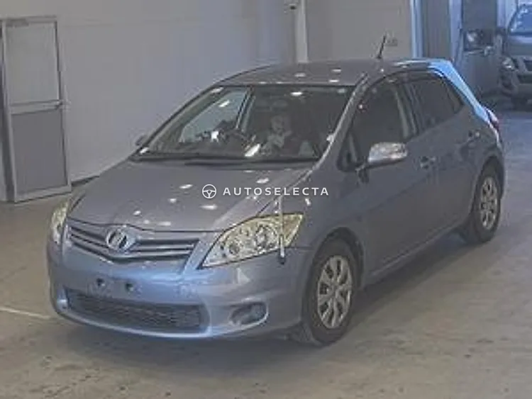 Toyota Auris 2009, photo 1 of 1