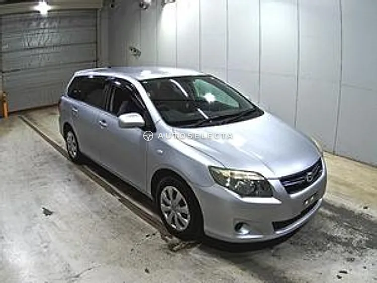 Toyota Corolla Fielder 2009, photo 1 of 1