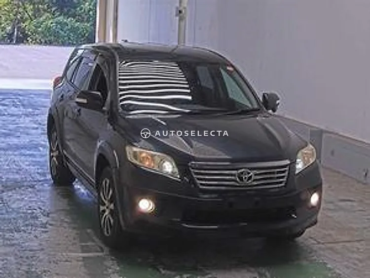 Toyota Vanguard 2011, photo 1 of 1