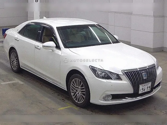 Toyota Crown Majesta 2016, auction grade 4