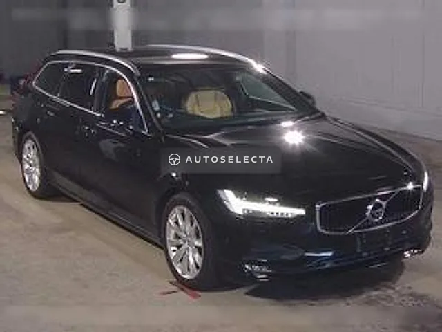 Volvo V90 2017, auction grade 4