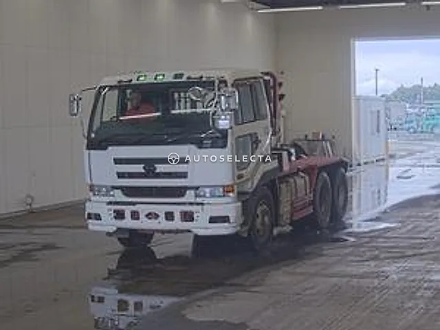Nissan BIG Thumb 2003, auction grade 3