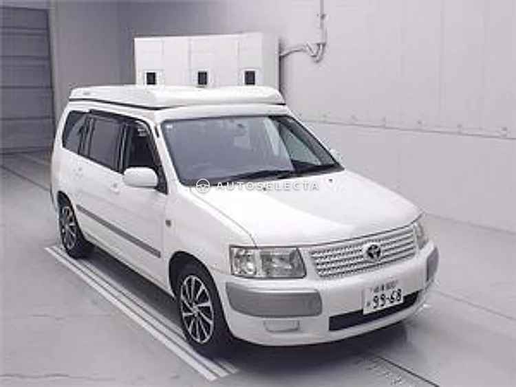 Toyota Succeed Wagon 2010, photo 1 of 1