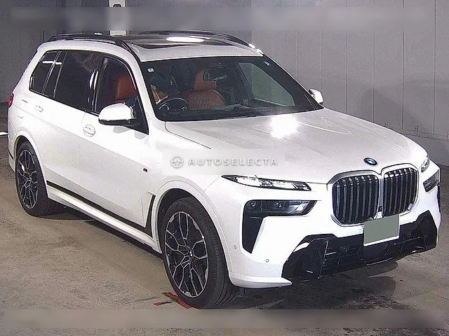 BMW X7 2024, auction grade 5
