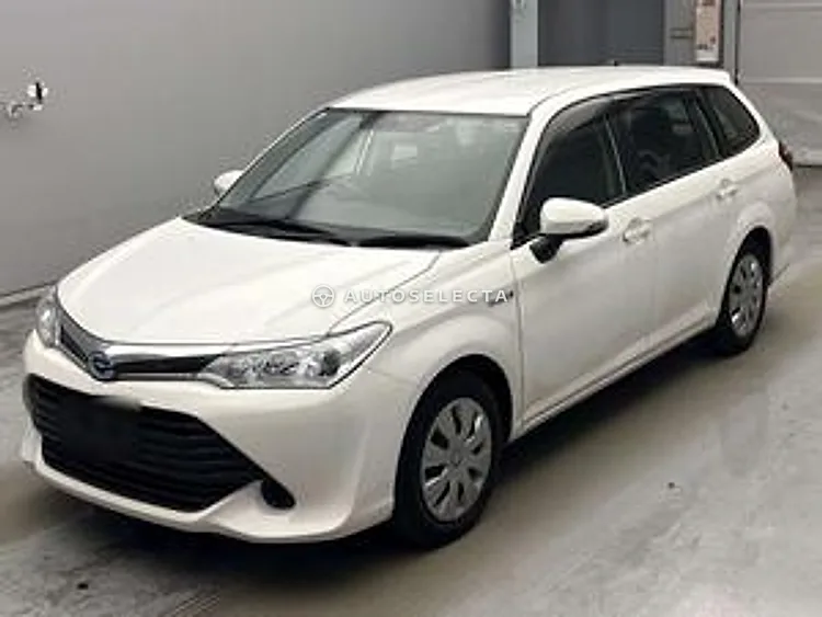 Toyota Corolla Fielder 2015, photo 1 of 1