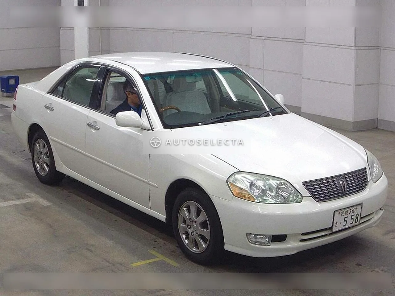 Toyota Mark II 2001, photo 1 of 1