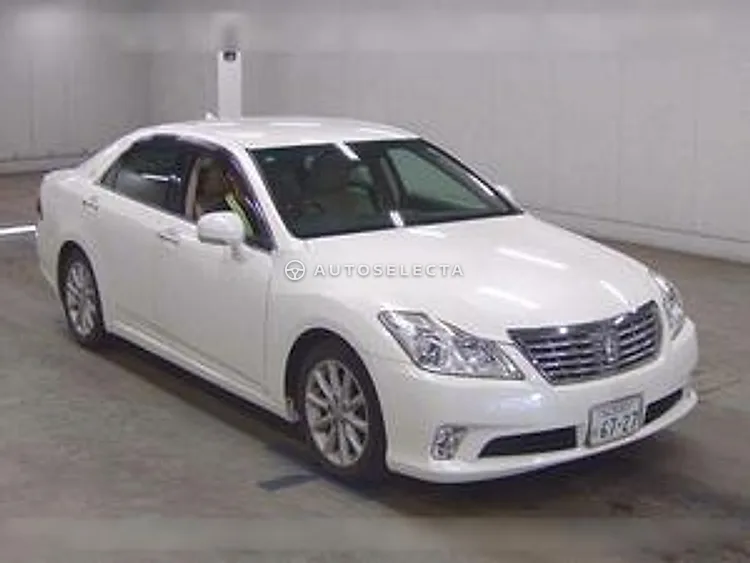 Toyota Crown 2011, photo 1 of 1