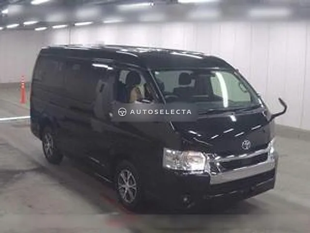Toyota Hiace Wagon 2023, auction grade 4.5