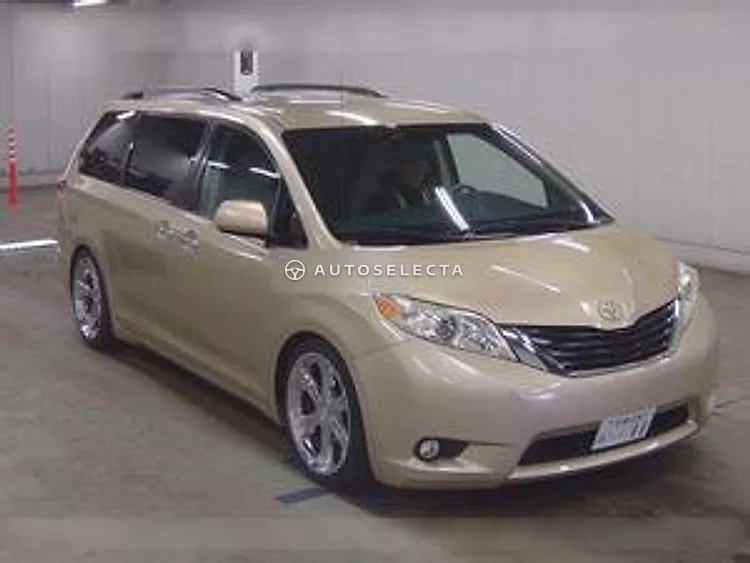 Toyota Sienna 2016, photo 1 of 1