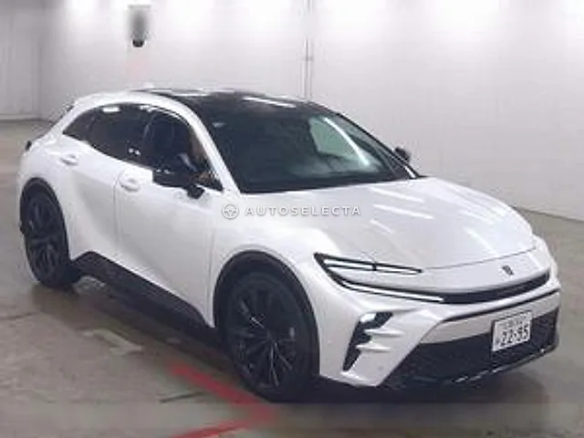 Toyota Crown Sport 2025, auction grade R