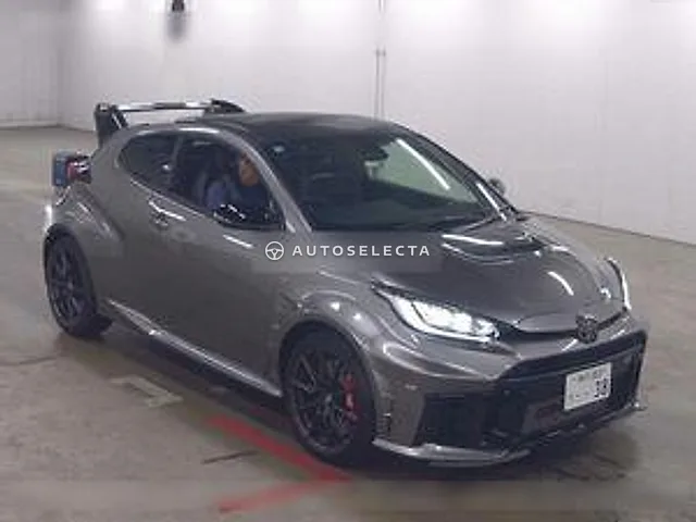 Toyota GR Yaris 2025, auction grade 6