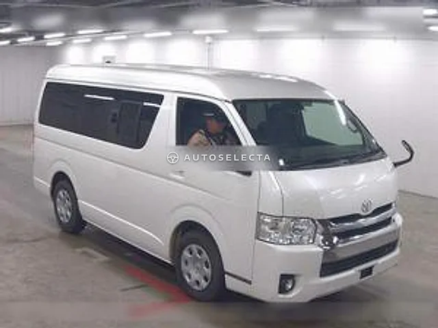 Toyota Hiace Wagon 2017, auction grade 4