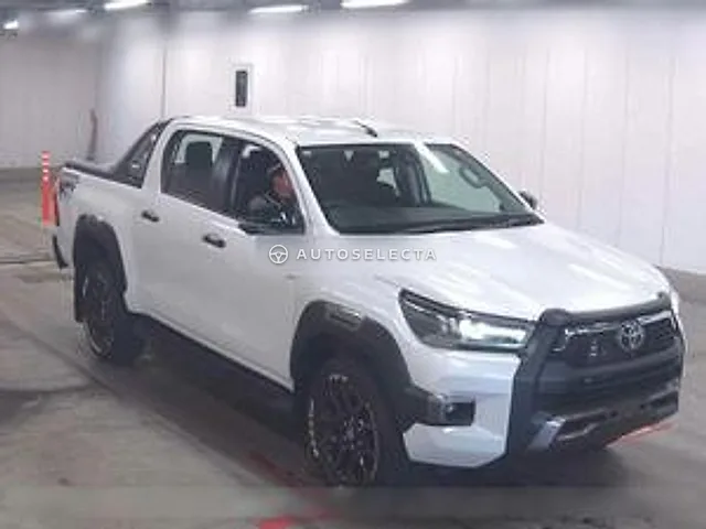 Toyota Hilux 2024, auction grade 4