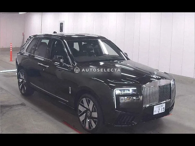Rolls-Royce Cullinan 2026, auction grade 6