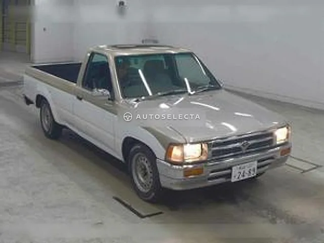 Toyota Hilux 1996, auction grade R