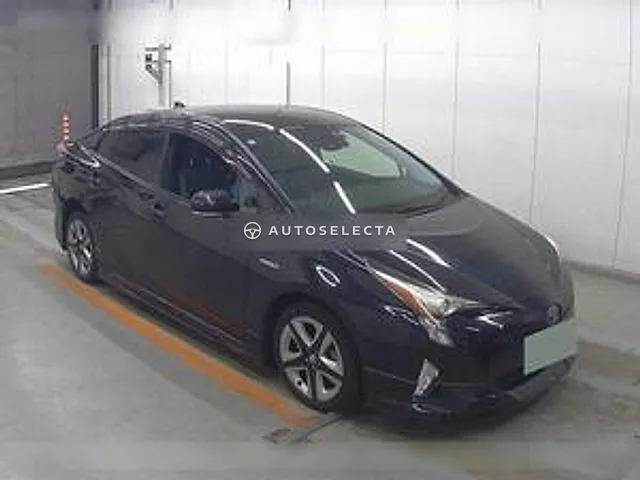 Toyota Prius 2016, auction grade 3
