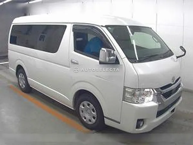 Toyota Hiace Wagon 2021, auction grade 4