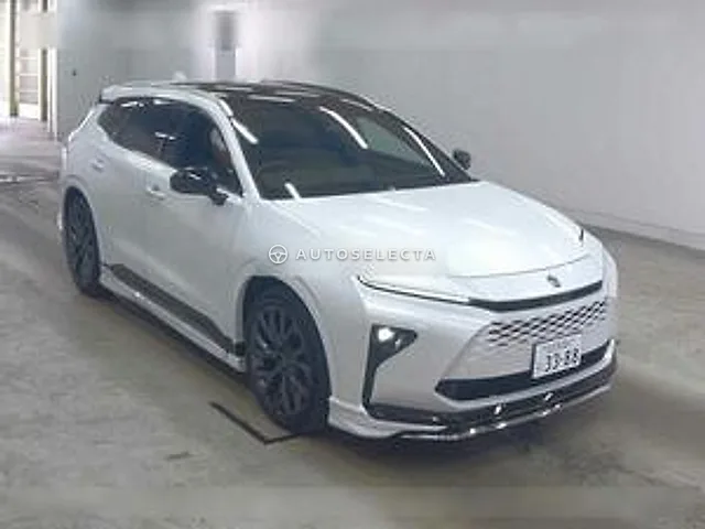 Toyota Crown Estate 2025, auction grade 5