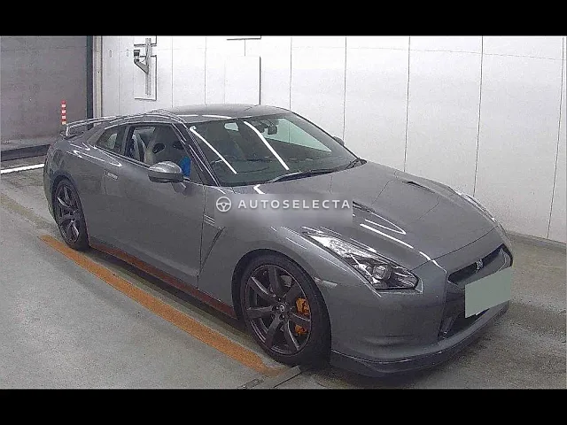 Nissan GT-R 2009, auction grade 4.5