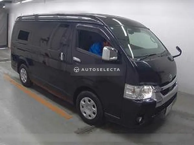 Toyota Hiace Wagon 2022, auction grade 4
