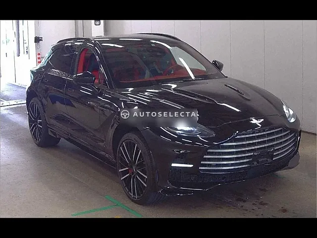 Aston Martin DBX 2023, auction grade 5