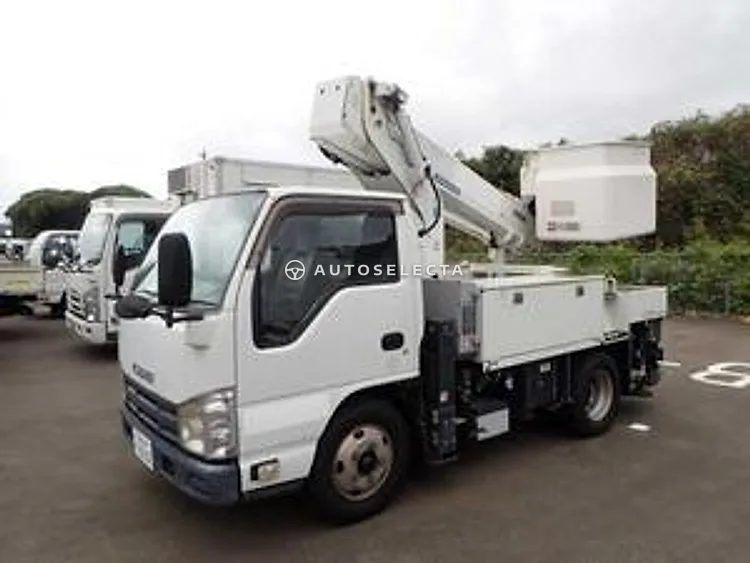 Isuzu ELF 2013, photo 1 of 1