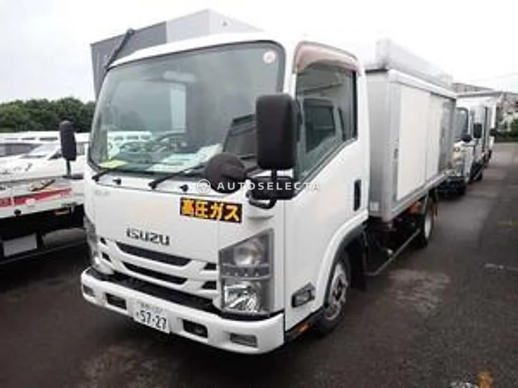 Isuzu ELF 2016, photo 1 of 1