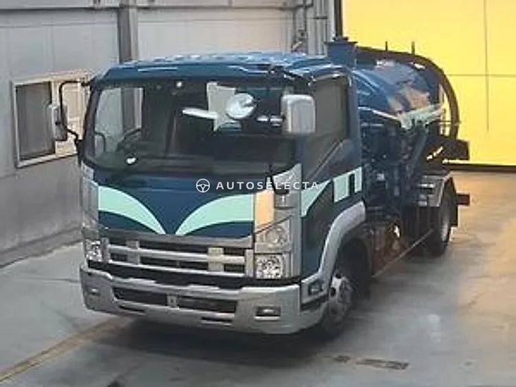 Isuzu Forward 2012, photo 1 of 1