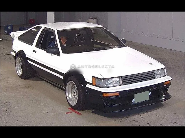 Toyota Corolla 1986, auction grade R