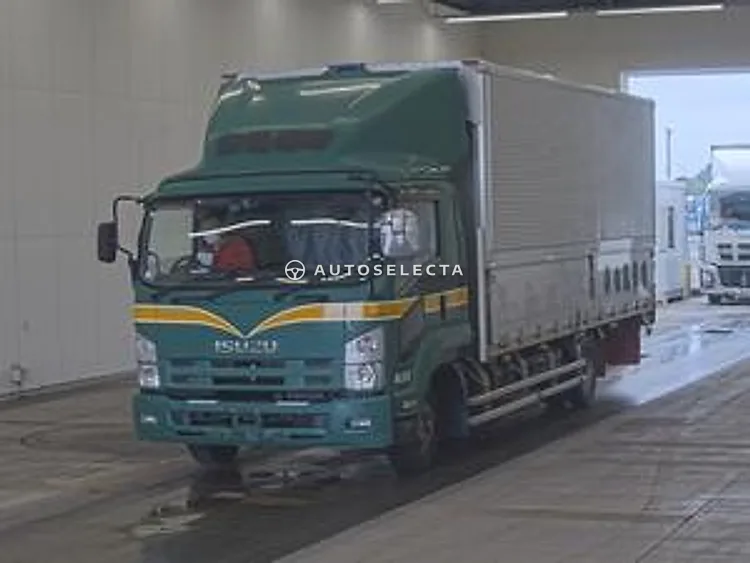Isuzu Forward 2013, photo 1 of 1