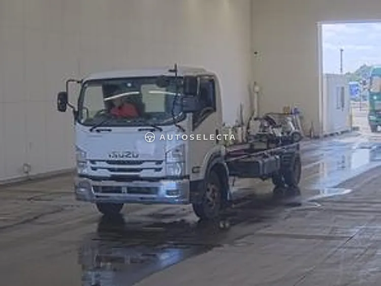 Isuzu Forward 2014, photo 1 of 1