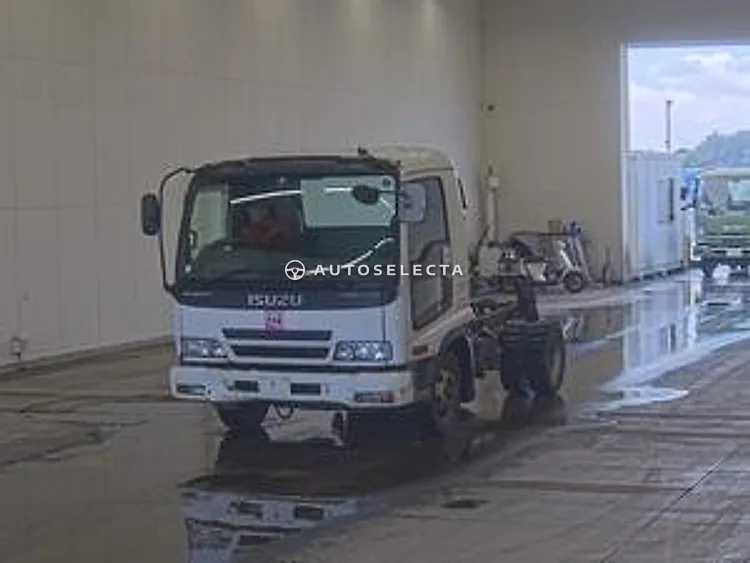 Isuzu Forward 2006, photo 1 of 1