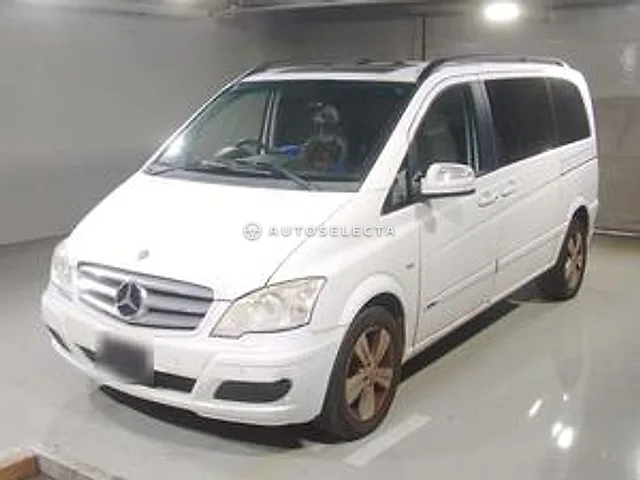 Mercedes-Benz V-Class 2012, auction grade 3