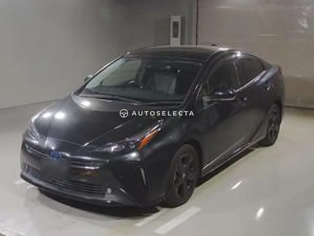Toyota Prius 2022, auction grade R
