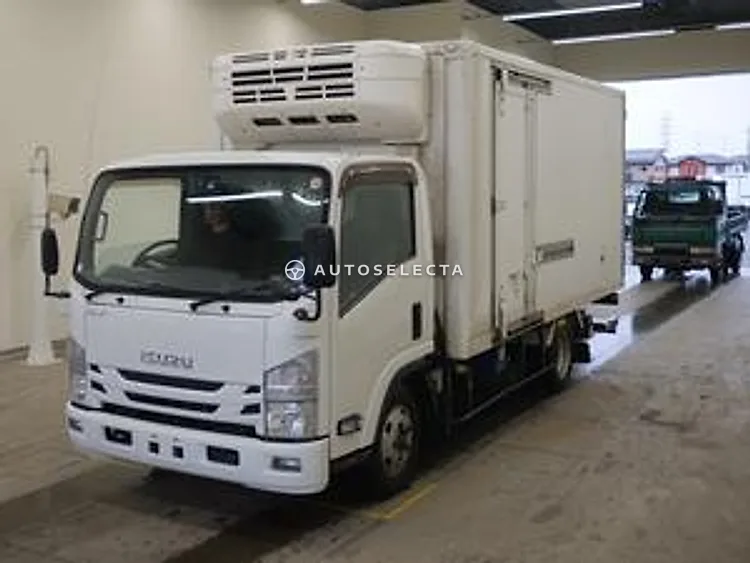 Isuzu ELF 2016, photo 1 of 1