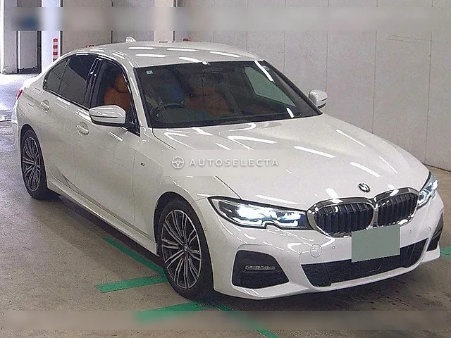 BMW 3 Series 2022, auction grade 4.5