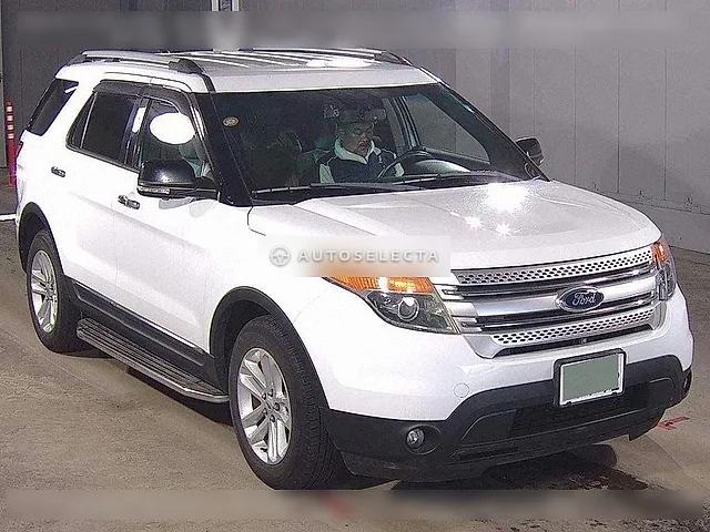 Ford Explorer 2014, auction grade 4