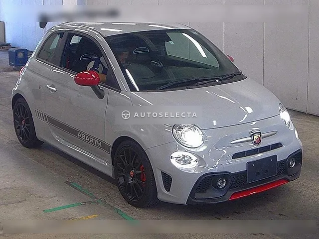 Abarth 595 2023, auction grade 4.5