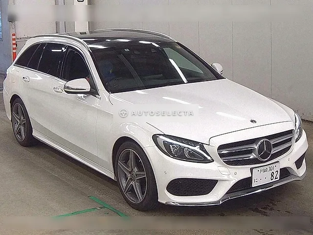 Mercedes-Benz C-Class Station Wagon 2017, auction grade 3.5
