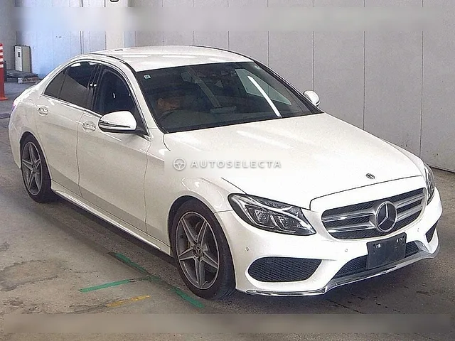 Mercedes-Benz C-Class 2017, auction grade 3.5