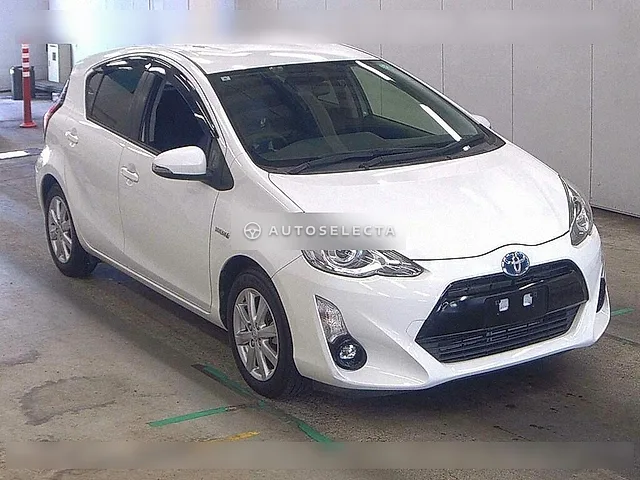 Toyota Aqua 2015, auction grade 4.5