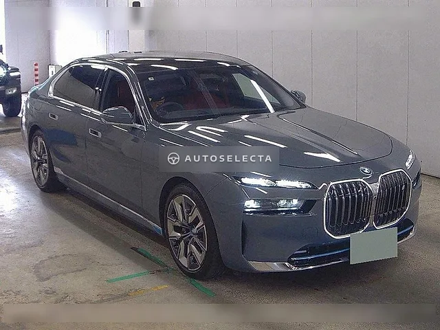 BMW i7 2023, auction grade 5
